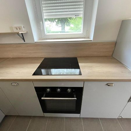 Apparemment T2 En Centre Ville Gournay-en-Bray Exterior foto